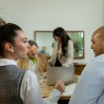 Réunion d'organisation préparant un vote électronique