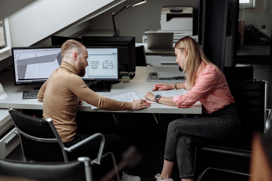 Architectes en agence, profession réglementée dotée d’un ordre